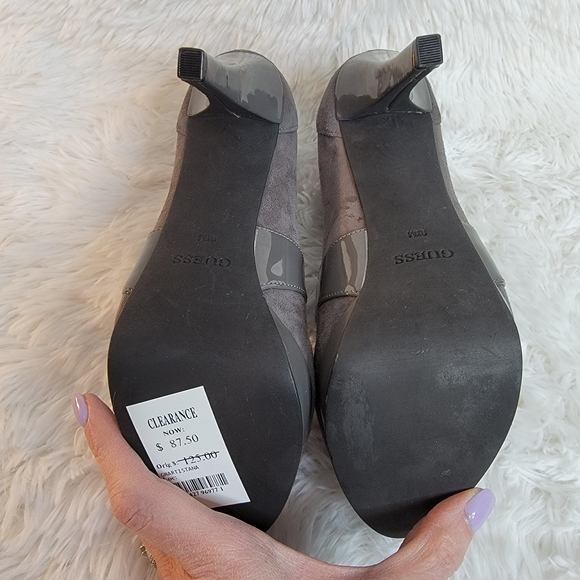 Guess ladies 9.5 gray Gwartistana platform heels NWT - Picture 6 of 12